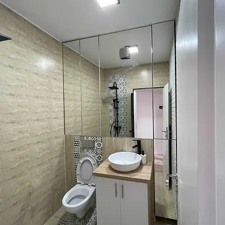 Apartment 公寓 *